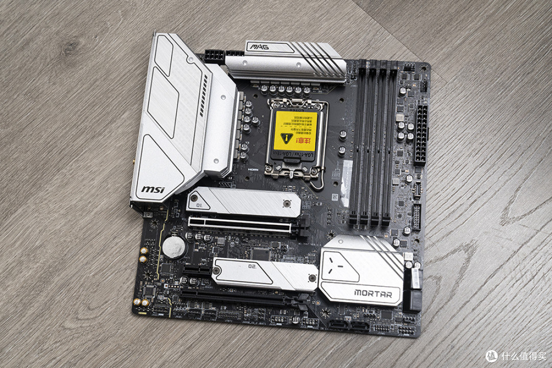 让i5-12490F飙升5.2Ghz，微星 B660M 迫击炮 MAX WIFI DDR4开箱实测