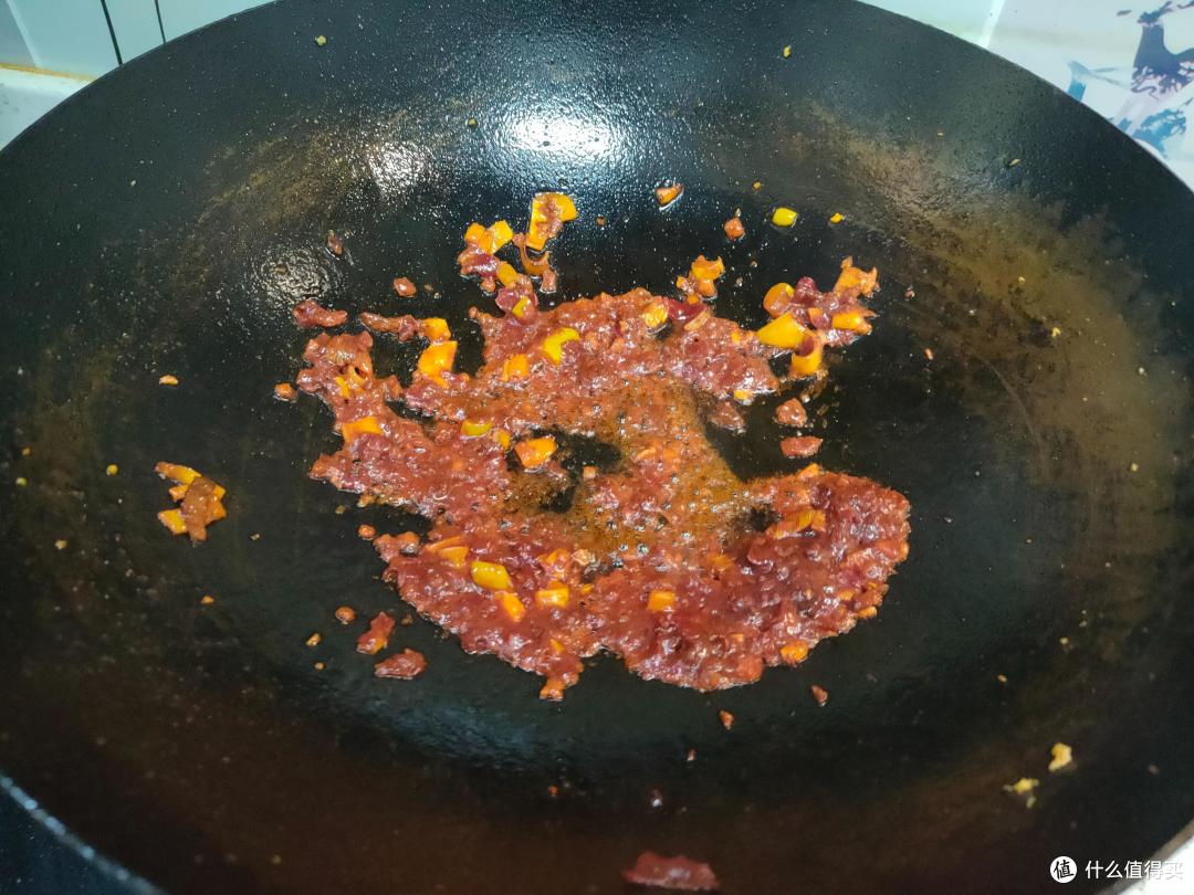 在家炒鱼香肉丝,记住“12345”鱼香汁比例,酸甜微辣,一次成功