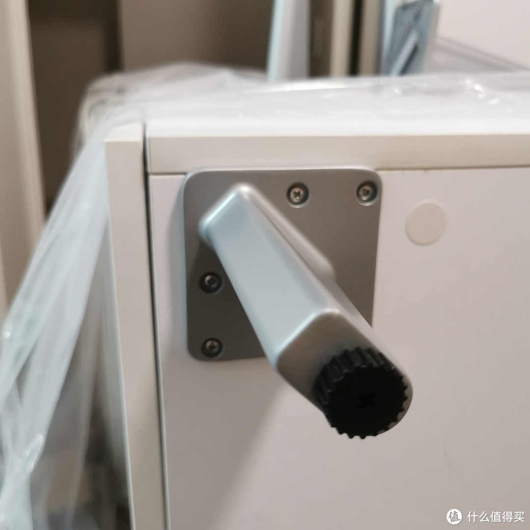 去年双11下单的TOTO浴室柜套装有点小翻车,不过好像被我强行逆转了...