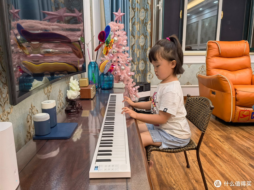 节奏多音色全，趣味强好上手，这台Midiplus美派折叠钢琴作为启蒙乐器确实物超所值