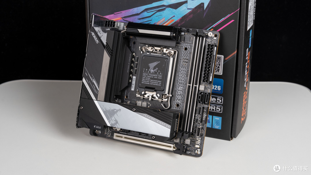 具备三种形态的小钢炮— 技嘉Z690I+追风者SHIFT XT P121装机分享