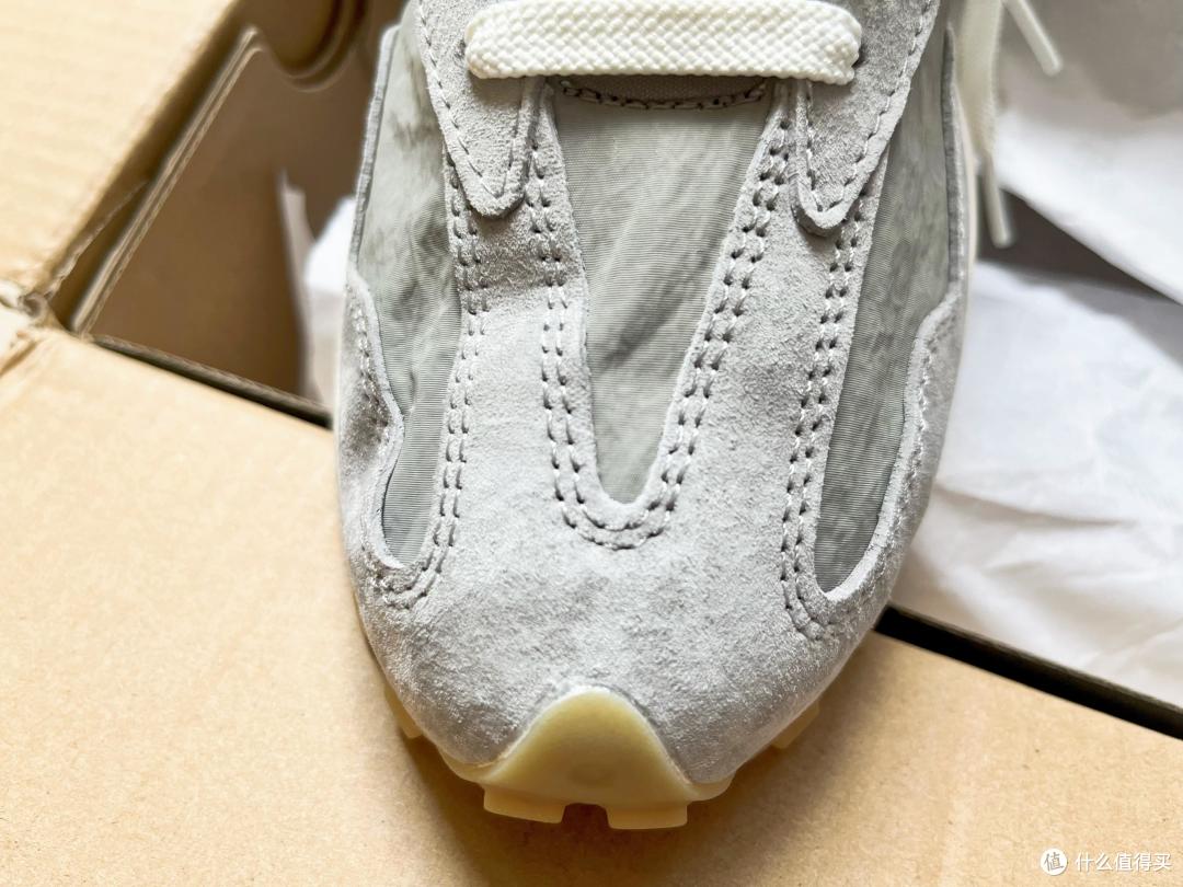再入灰色NB 327,还没穿几次New Balance 997又遭嫌弃