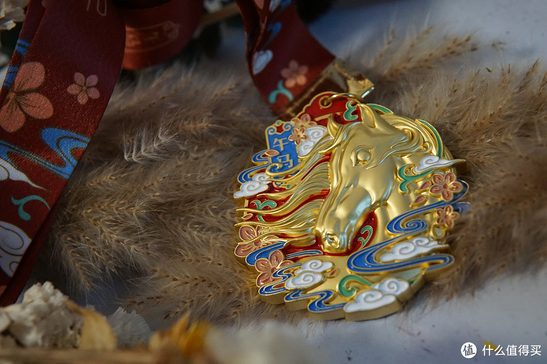 给运动来点动力!咕咚国风纪·午马奖牌简单晒