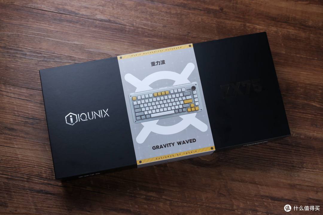 iQunix ZX75重力波,颜值在线实力满满的复古机械键盘