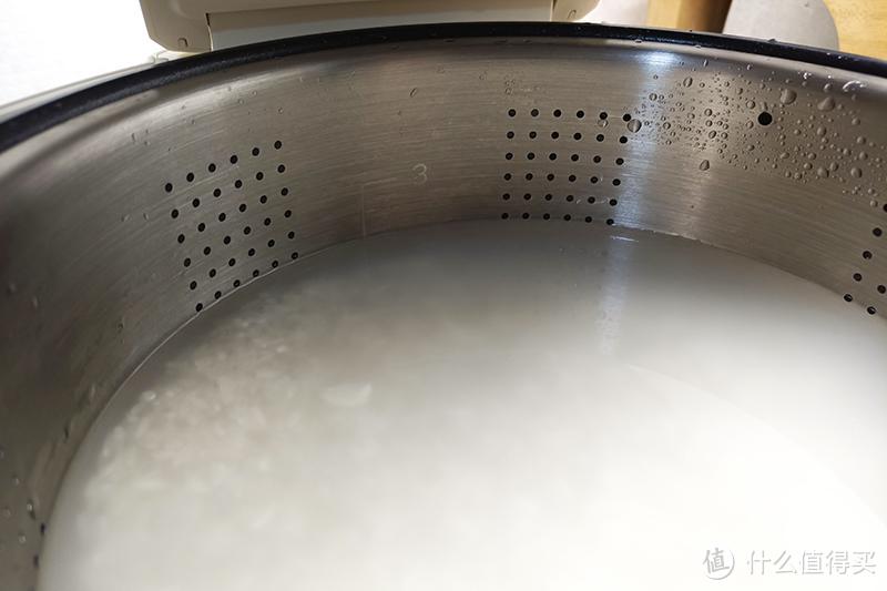 蒸煮多能，还能喝米汤！蓝宝家用蒸汽米汤电饭煲体验