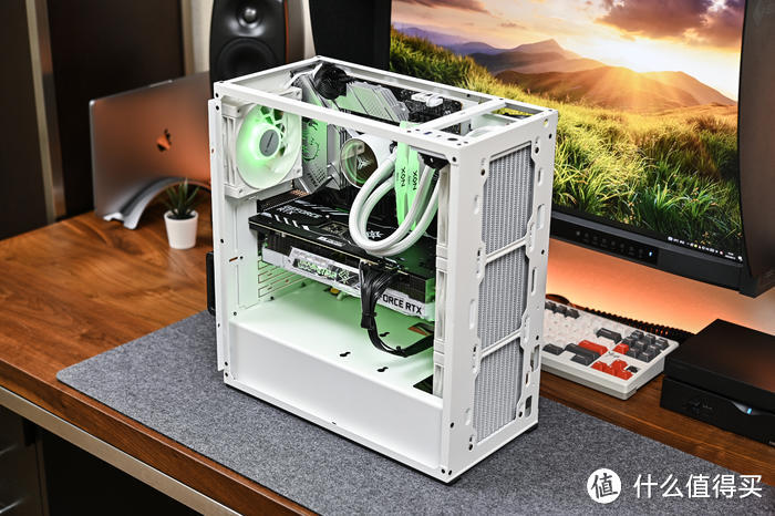 抽拉式 ATX Mesh 机箱——乔思伯 VR4 装机展示