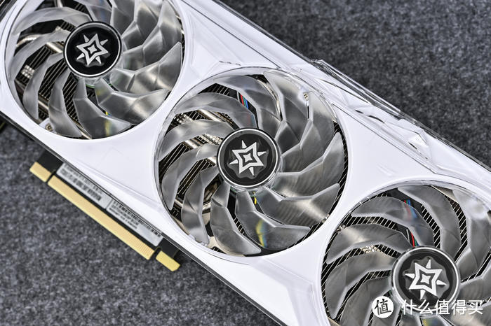 抽拉式 ATX Mesh 机箱——乔思伯 VR4 装机展示