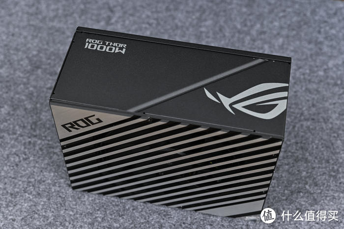 Golden & Black——华硕 ROG Z690G+AP201机箱装机秀