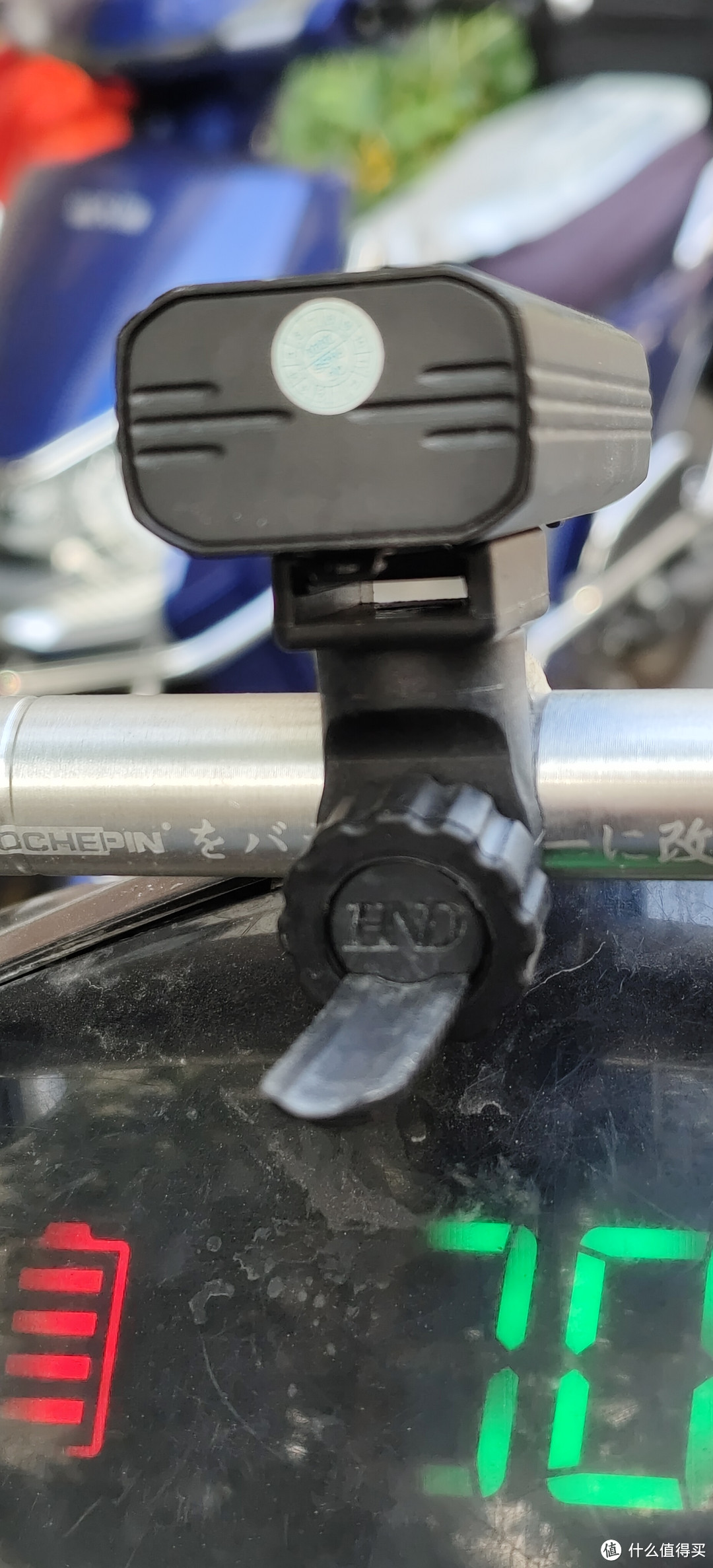 给电动车加装个P30前大灯/NATFIRE山地自行车夜骑前灯铝合金防水USB多功能充电