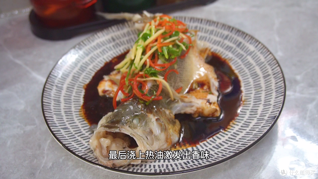 为什么做清蒸鱼不能放盐和料酒？很多人不清楚，看看老厨师怎么说