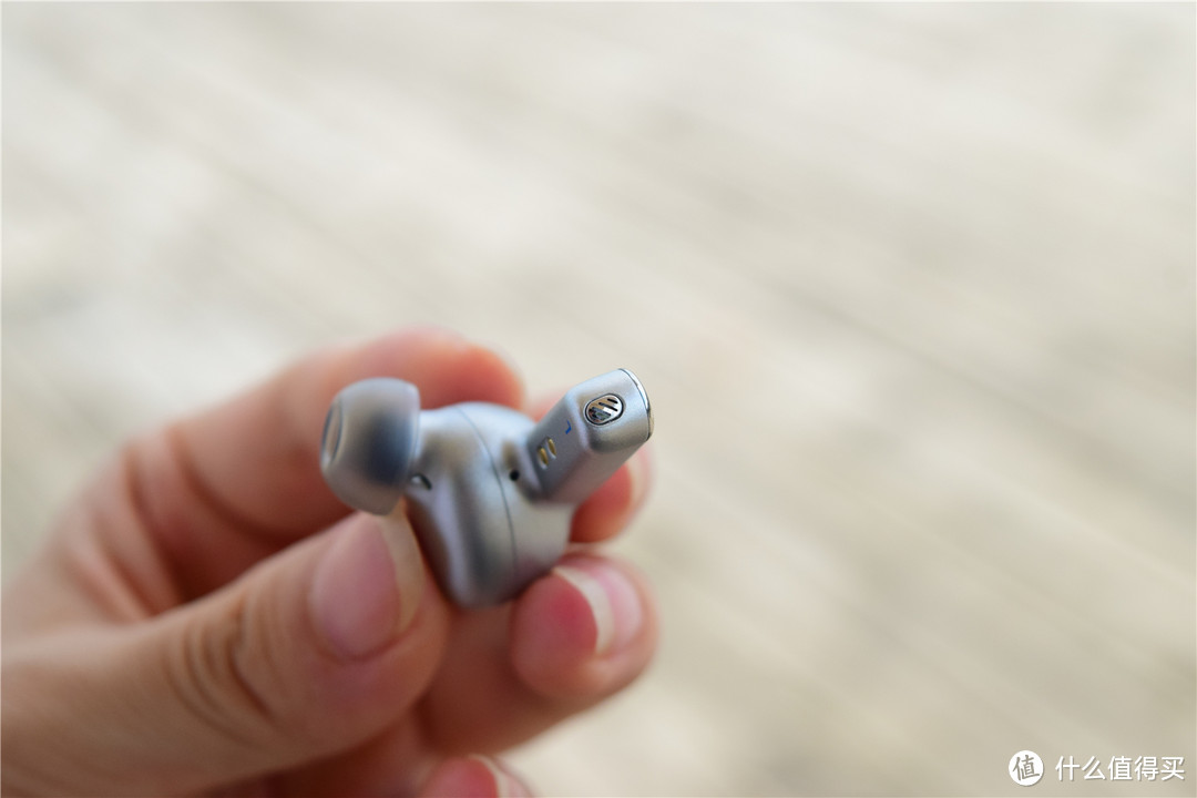 智能自适应降噪，更适合户外的蓝牙耳机：JBL LIVE PRO 2评测！