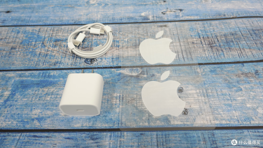 3000多买M1(有钱是真的好,玩梗)最有性价比的iPad Air5 蓝色 简单开箱