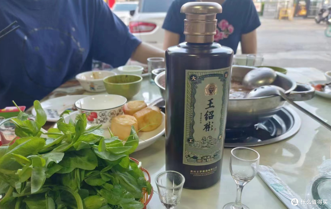 喝红酒需要醒酒,那喝白酒需要醒酒这个过程吗?怎么做才正确?