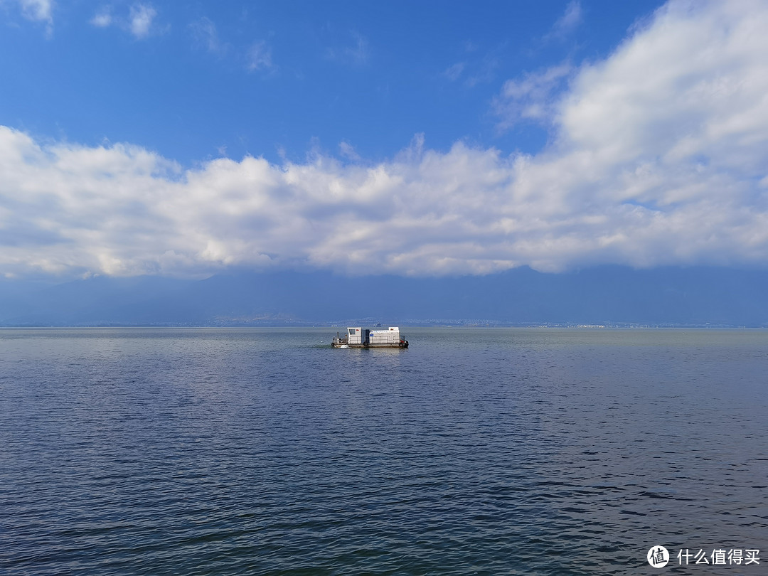 镇子就在洱海边，生活在这里真幸福