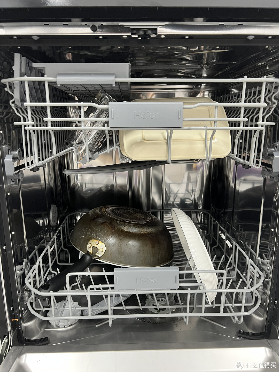 【拆机测评】家用大容量洗碗机怎么选？海尔新款14套晶彩W30洗碗机测评