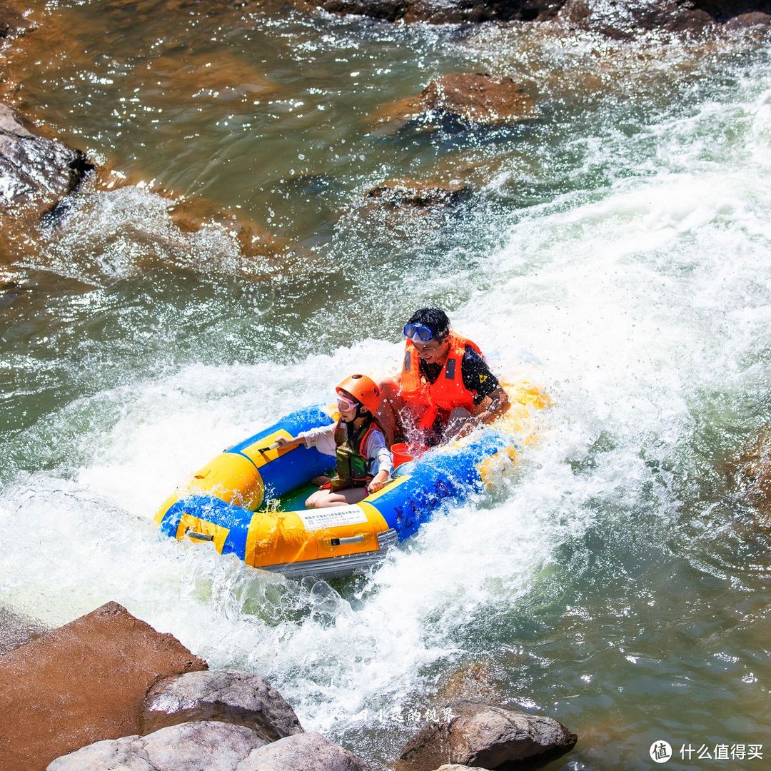 江浙沪周边漂流选择，龙王山峡谷漂流看一看啊