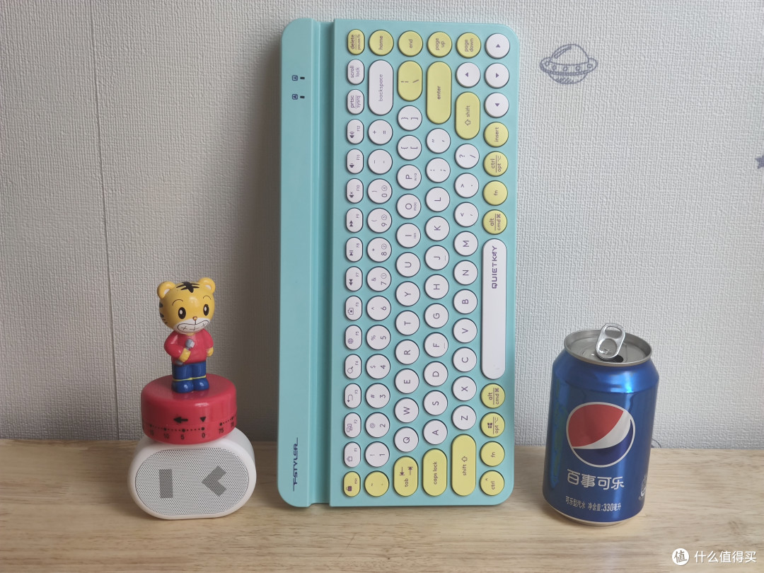 双飞燕新款FBK30键盘评测:女生也会爱上的一款静音降噪性价比键盘。