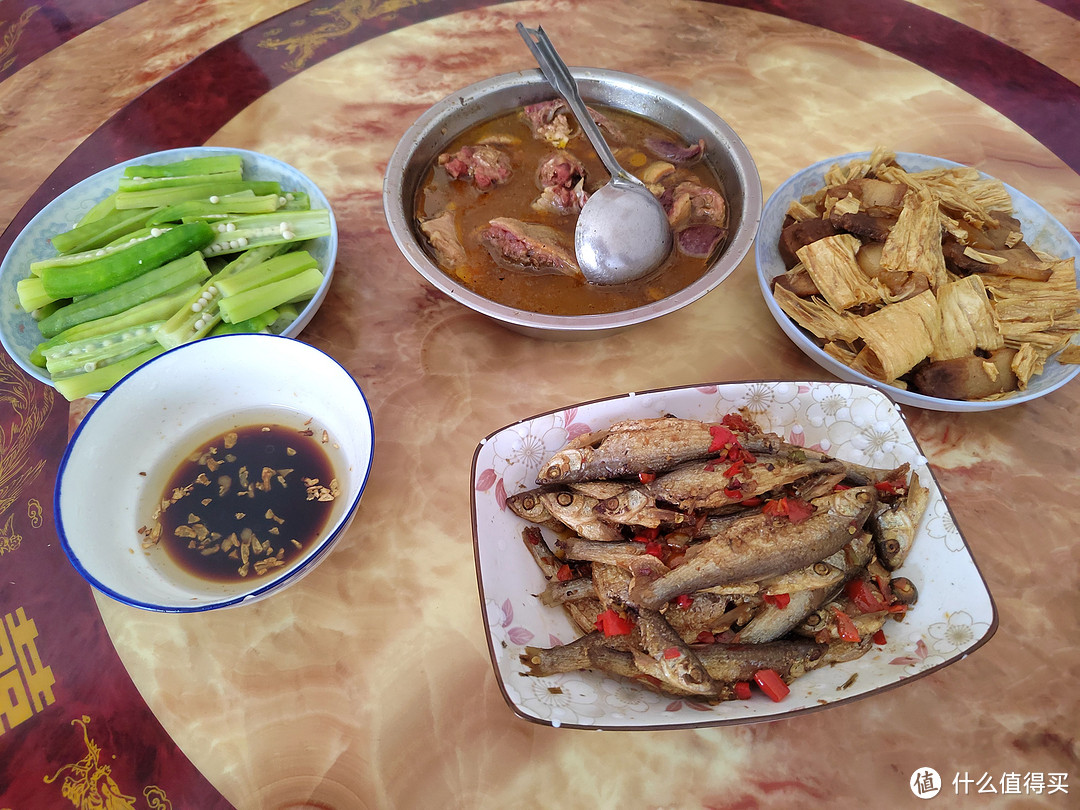 晒晒婆婆做的午餐，3菜1汤不精致但很合胃口，网友：一看就是江西