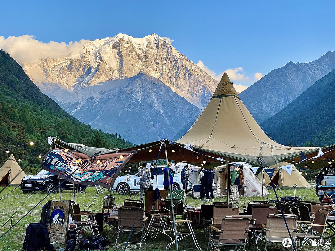 领克09挑战藏区四大神山之一，自驾﻿亚拉雪山之旅