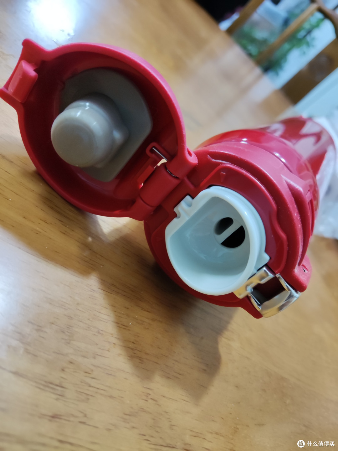 中国红的保温水杯就是颜值高