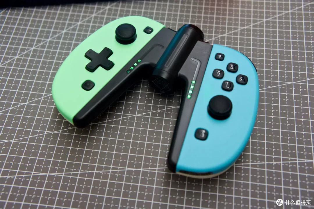 马里奥全家桶第二步!顺便比较Switch第三方手柄