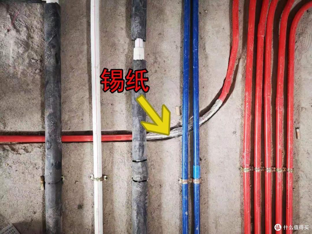 新家入住半年后漏水、漏电、开裂?装修时不能大意,要监督到位
