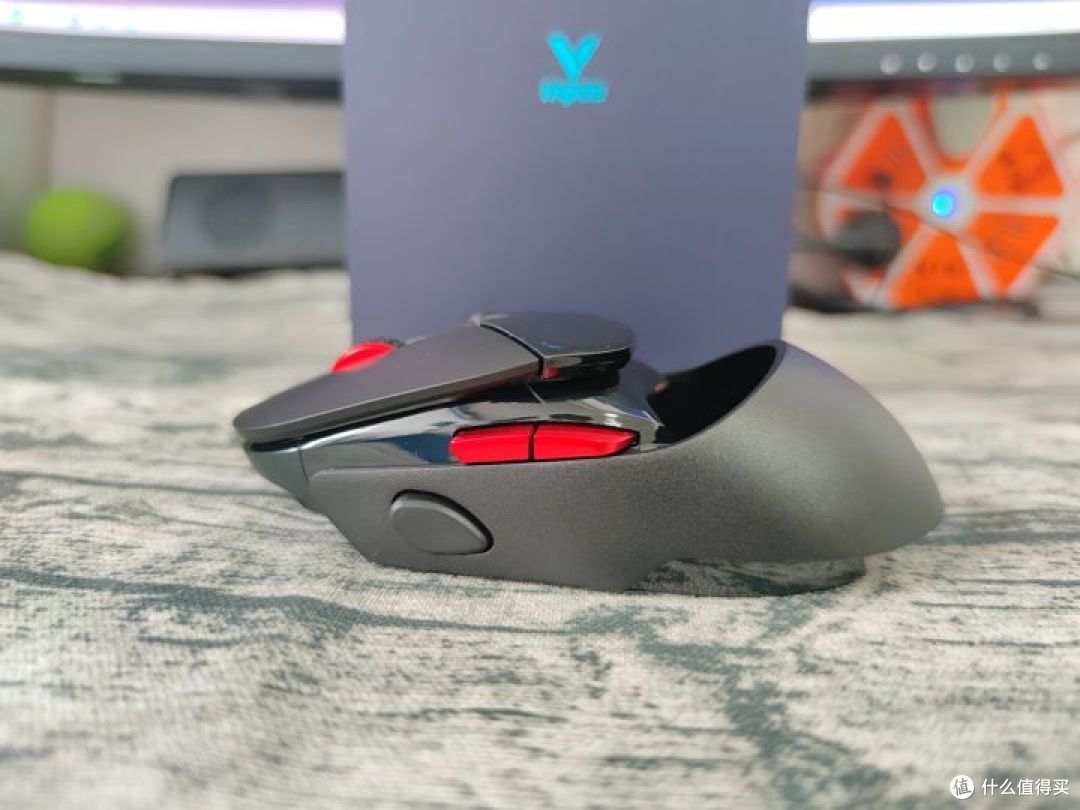 高颜值，高性价比的雷柏VT960S超跑游戏鼠标