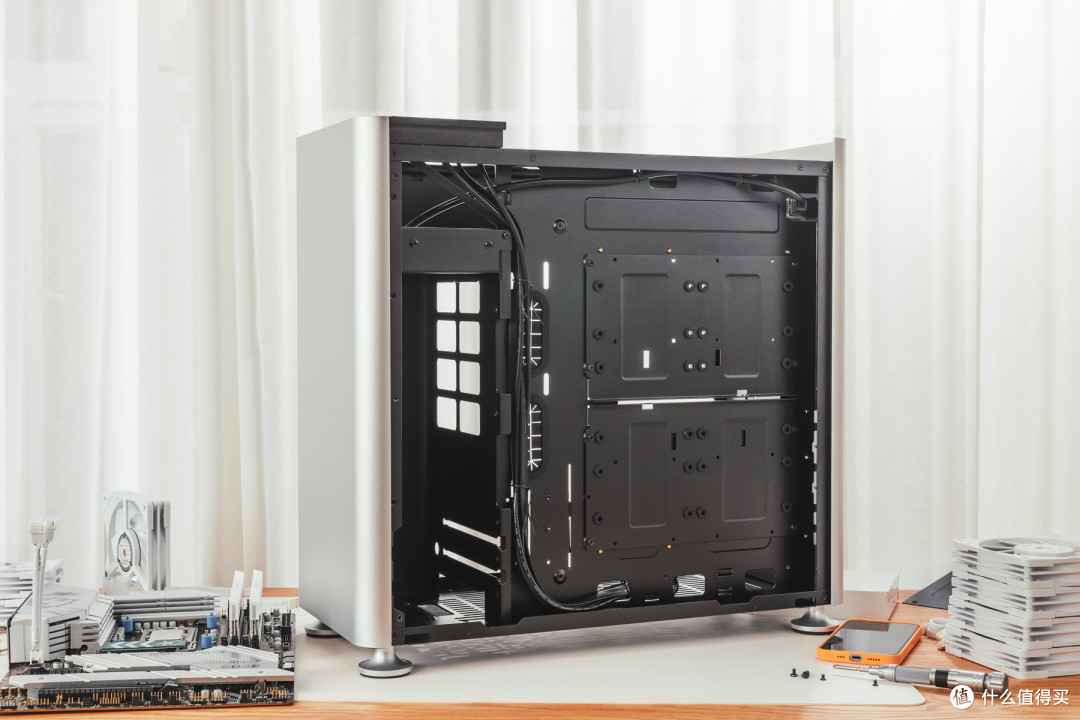 颜值大容量兼具，乔思伯i400+i5 12600KF+RTX3080 ATX装机方案展示