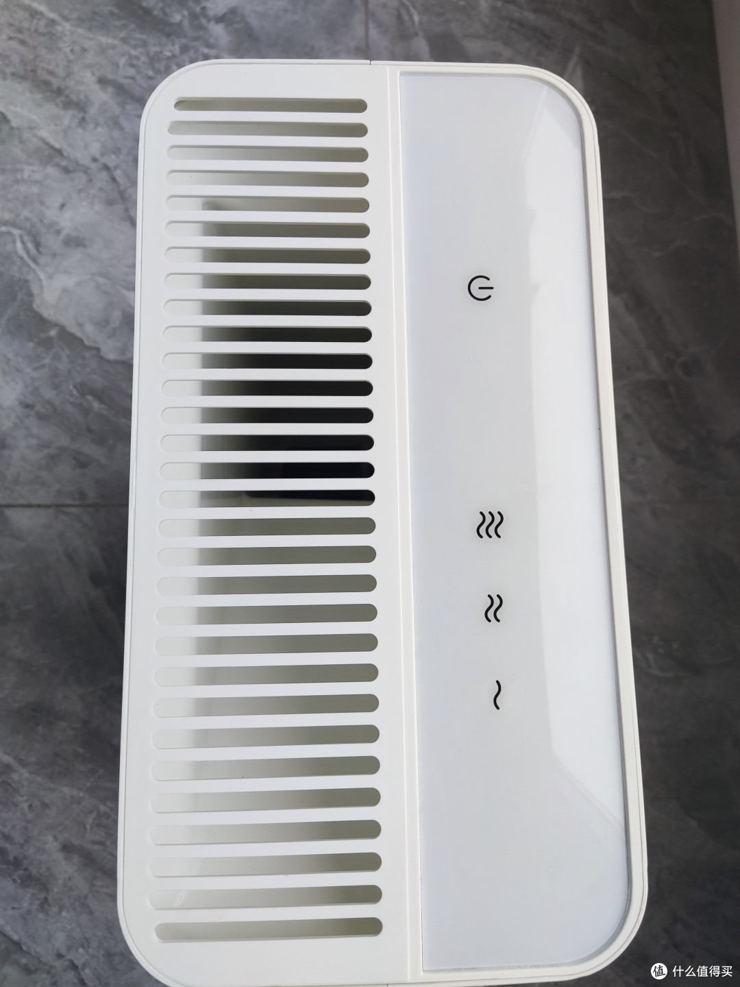 操作面板十分简洁,分三档