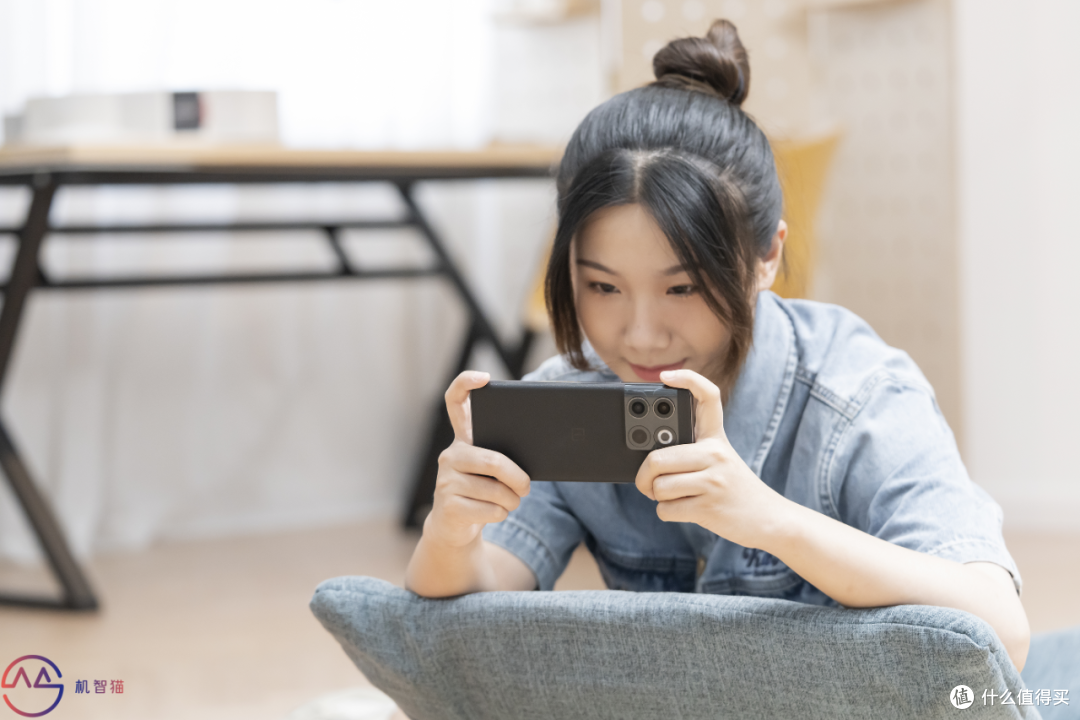 5款旗舰手机对比,谁玩原神3.0最流畅?