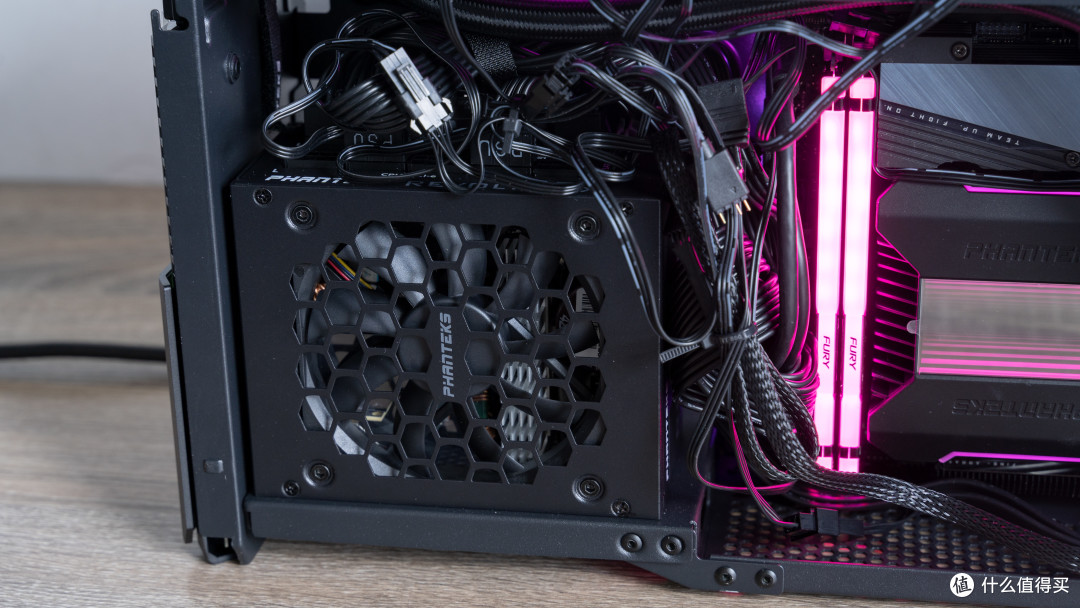 具备三种形态的小钢炮— 技嘉Z690I+追风者SHIFT XT P121装机分享