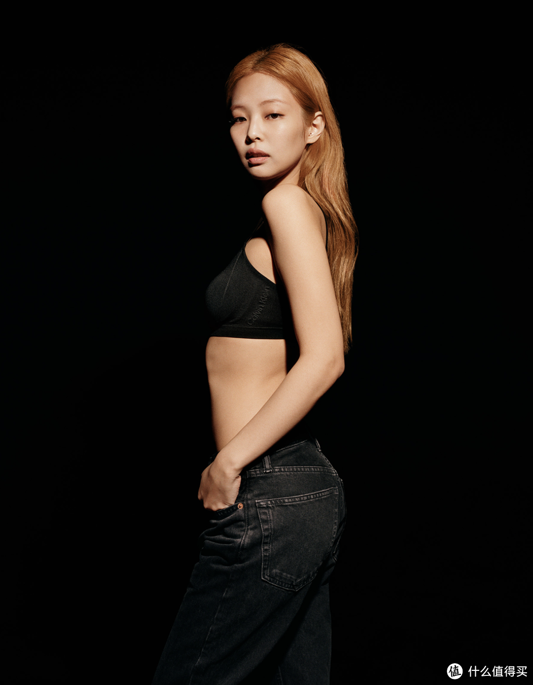 JENNIE上身Calvin Klein 2022秋季新系列，运动休闲皆可穿的内衣值得入手～