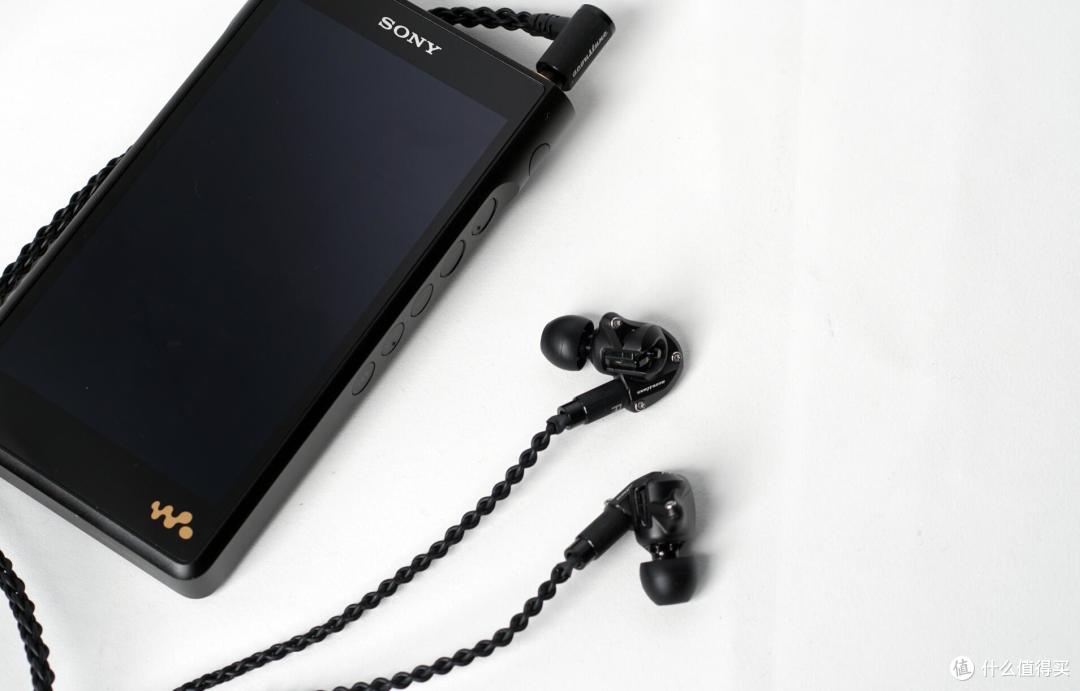 黑暗骑士 Acoustune HS1750CU