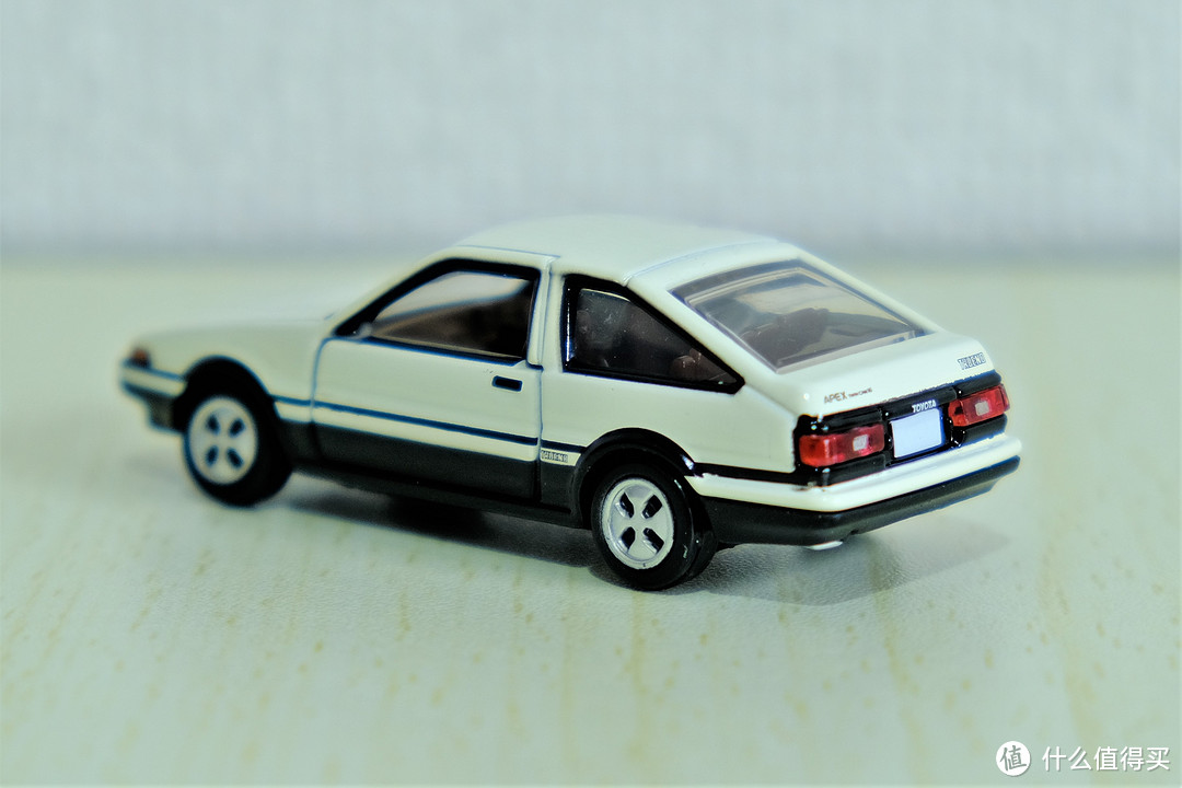 玩具？模型？——多美卡 黑盒 Tomica Premium