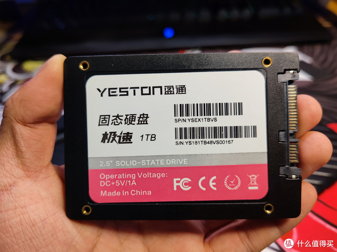 速度飙上430MB/s的￥14.9元USB3.0高速5Gbps移动硬盘盒拆箱简评