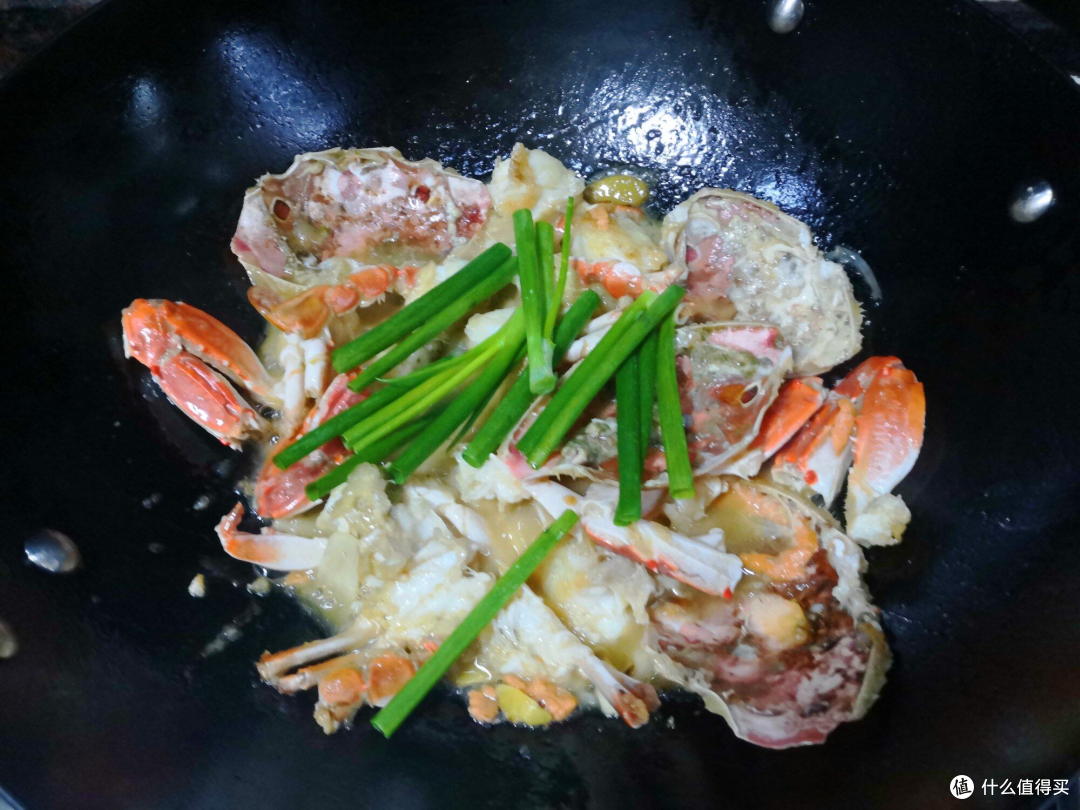 秋风起，海鲜靓，教大家煮一道姜葱炒蟹！
