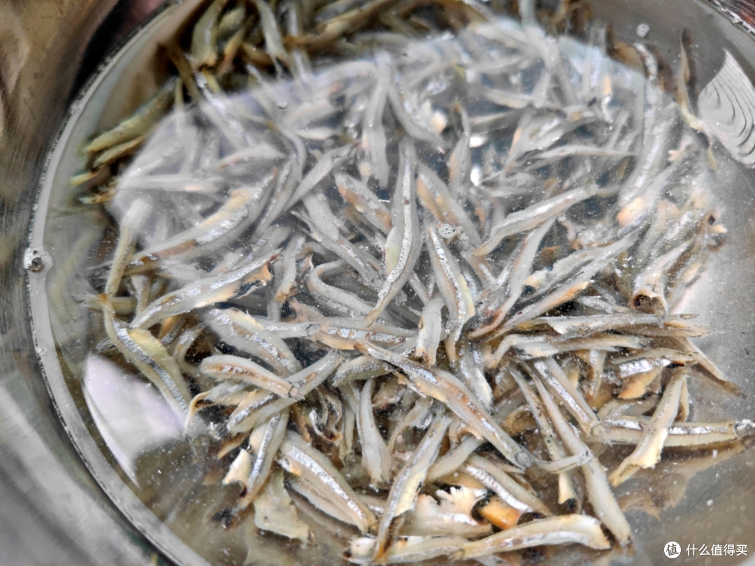 茄子怎么做才好吃?试试鱼香茄子煲,少油,不加水,非常方便