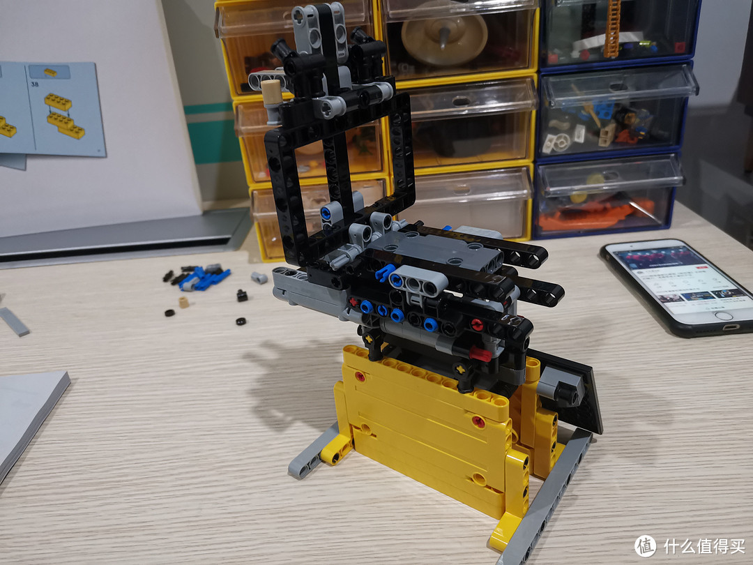 LEGO 机械组系列 42130 宝马摩托车M1000RR 最还原摩托车 评测