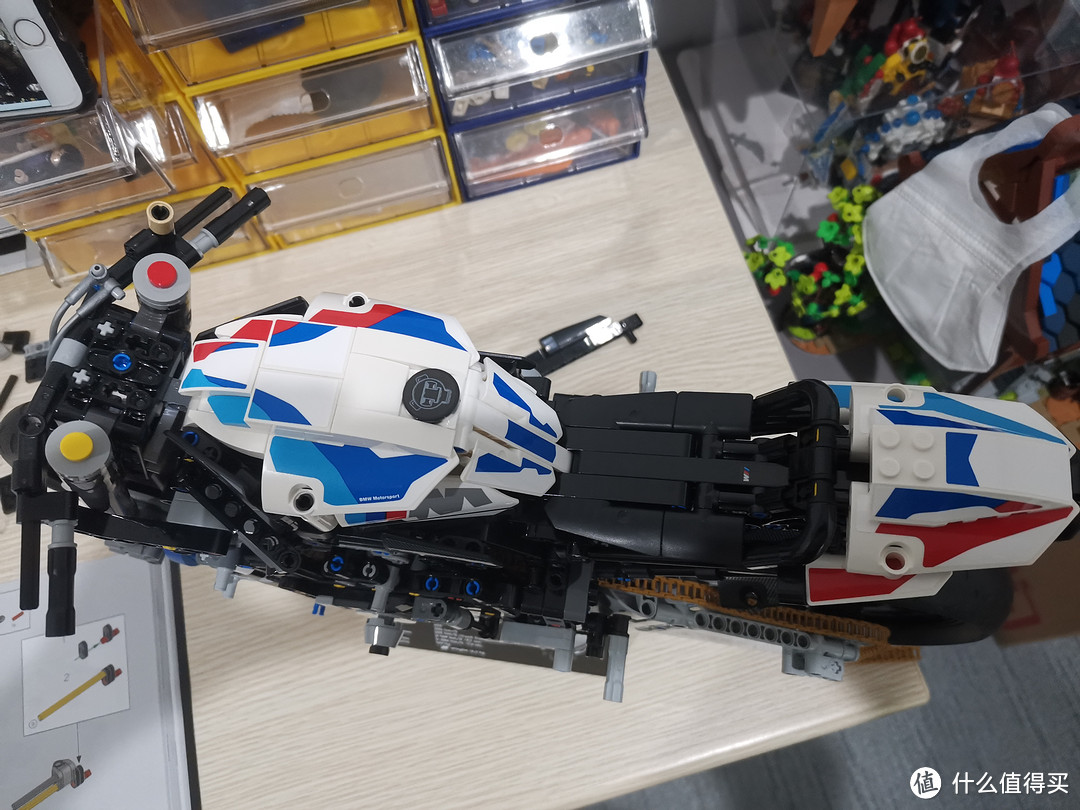 LEGO 机械组系列 42130 宝马摩托车M1000RR 最还原摩托车 评测