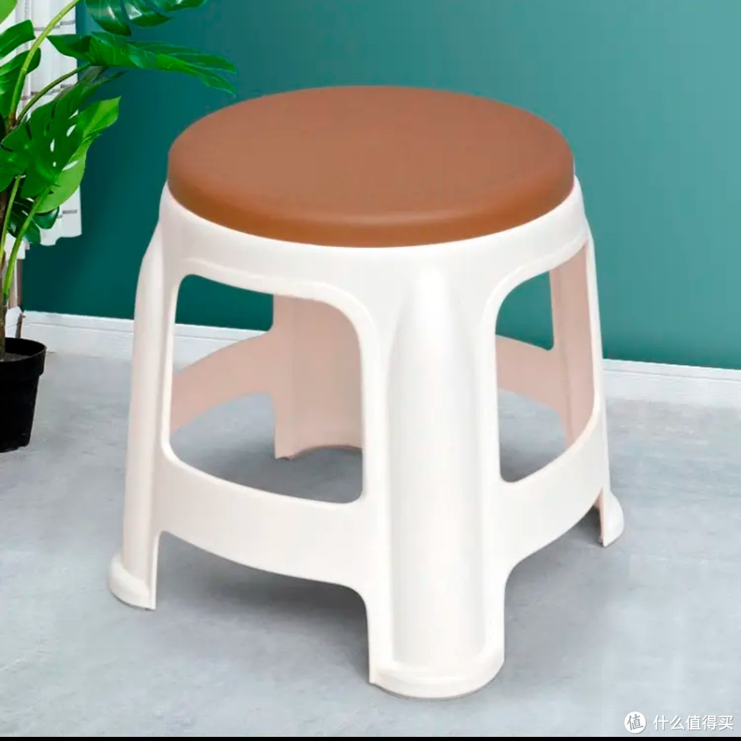 轻巧便携造型多，你喜欢哪些样式的塑料凳子？