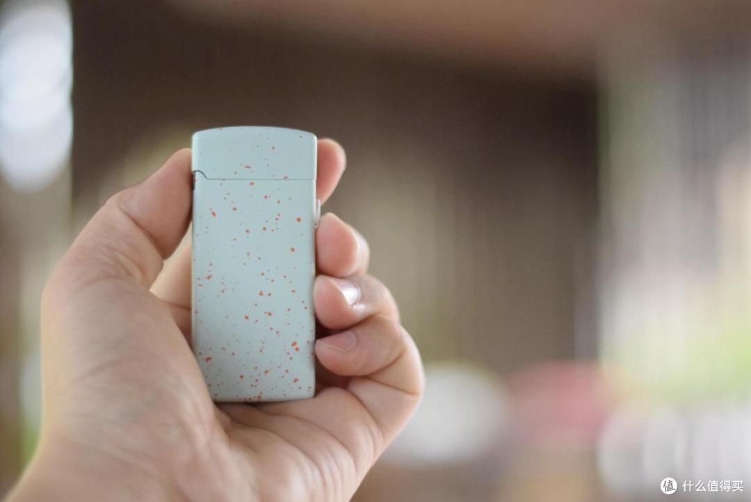 极蜂电弧充电打火机,天青色双洒点,耗材耗尽仅需充电即可