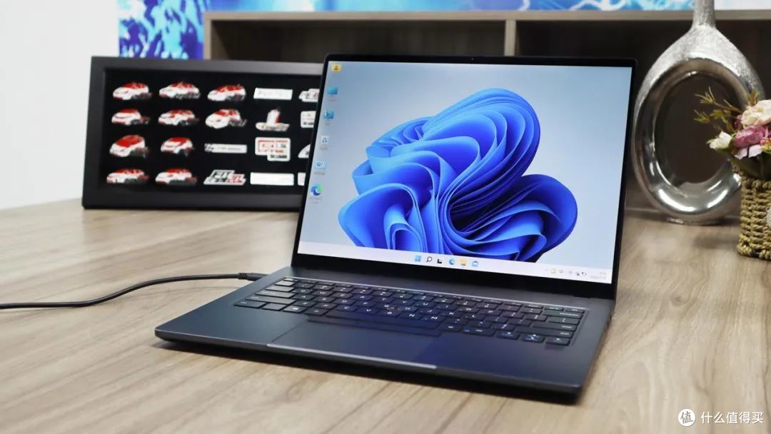 测评｜一台商用笔记本电脑应该具备哪些特性？_普通笔记本_什么值得买