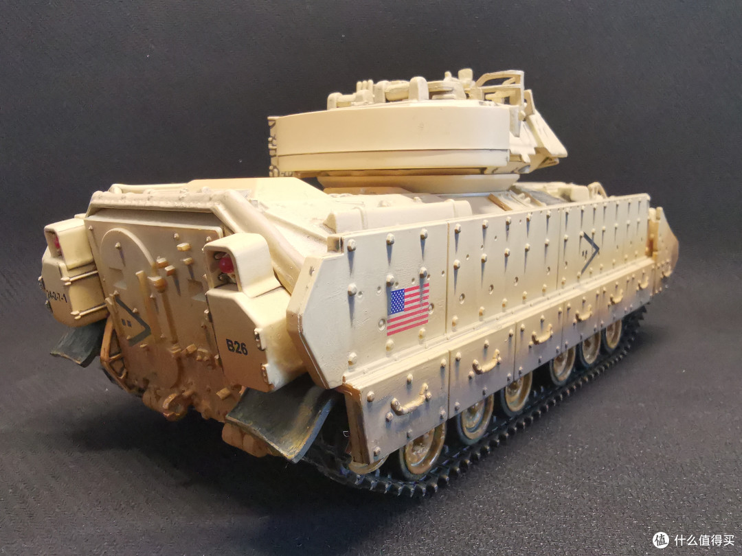 FOV 1:32 M2A2 Bradley 布雷德利步兵战车