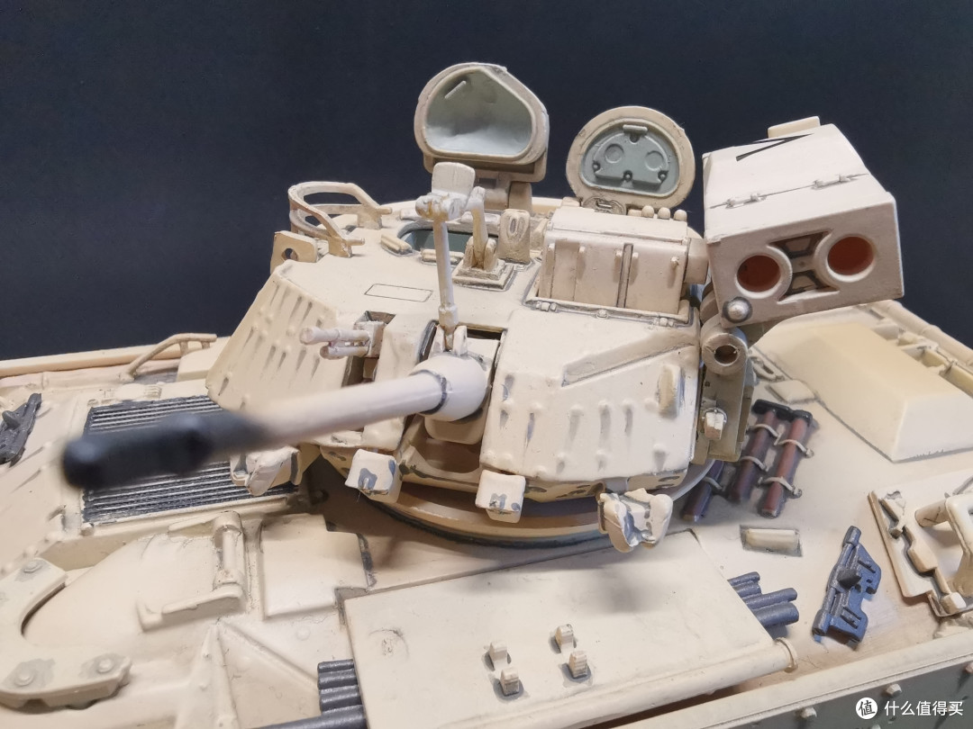 FOV 1:32 M2A2 Bradley 布雷德利步兵战车