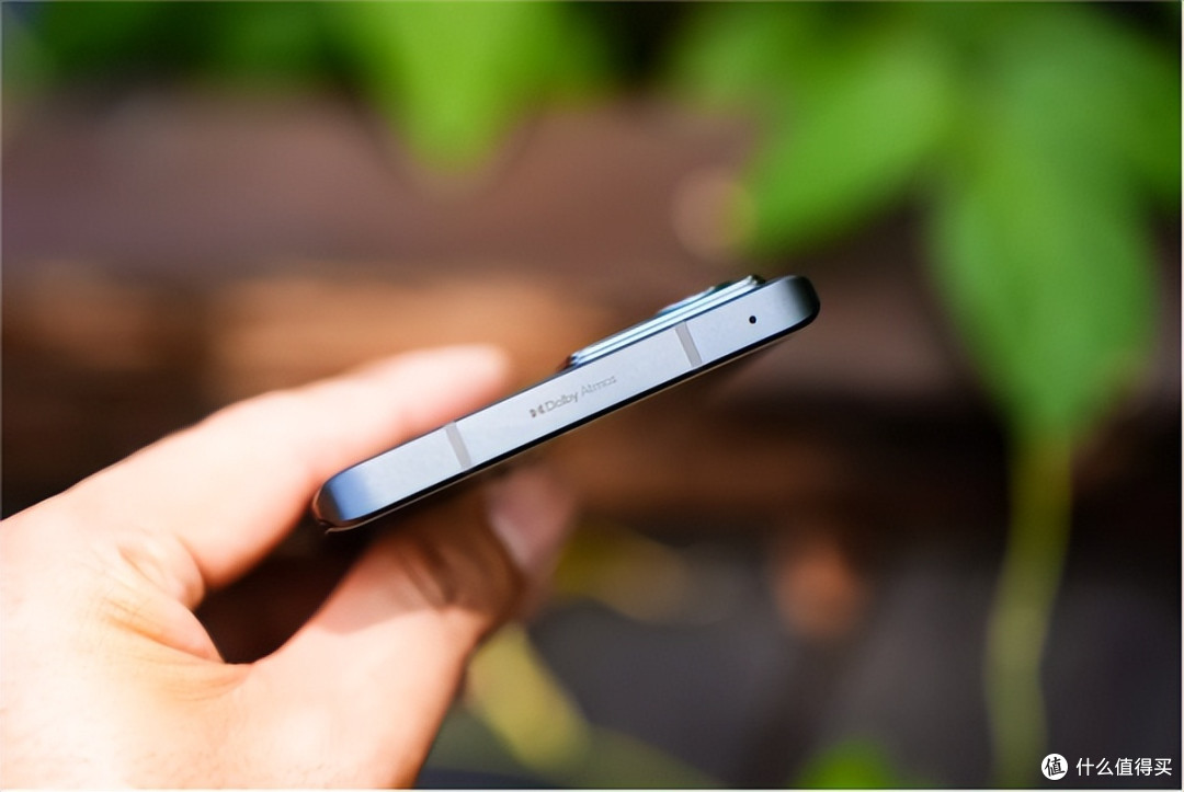 摄影师多图力荐,年轻人的第一款退烧手机,moto S30 Pro上手实测