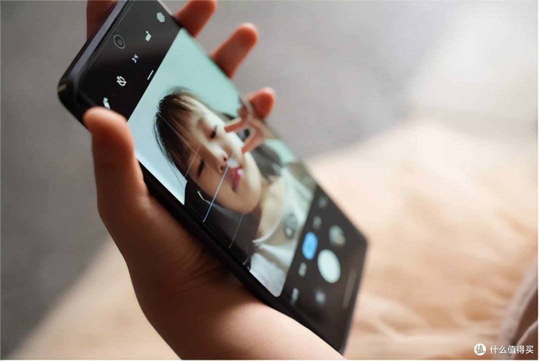 摄影师多图力荐,年轻人的第一款退烧手机,moto S30 Pro上手实测