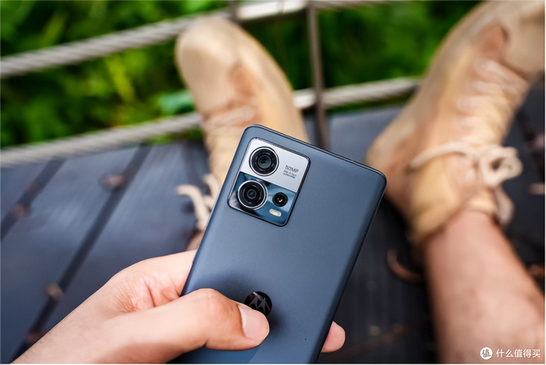 摄影师多图力荐年轻人的第一款退烧手机motos30pro上手实测
