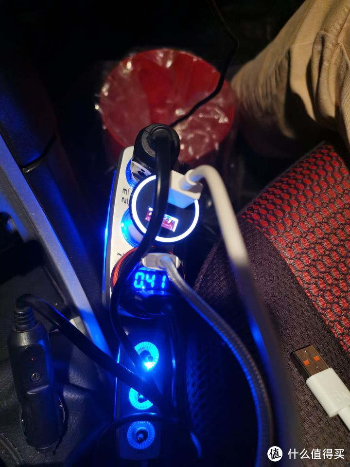 22.9包邮的小米车载充电器快充版(37W)测评