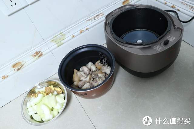 炖肉能沥油脂，九阳沥脂电压力煲，好用吗？