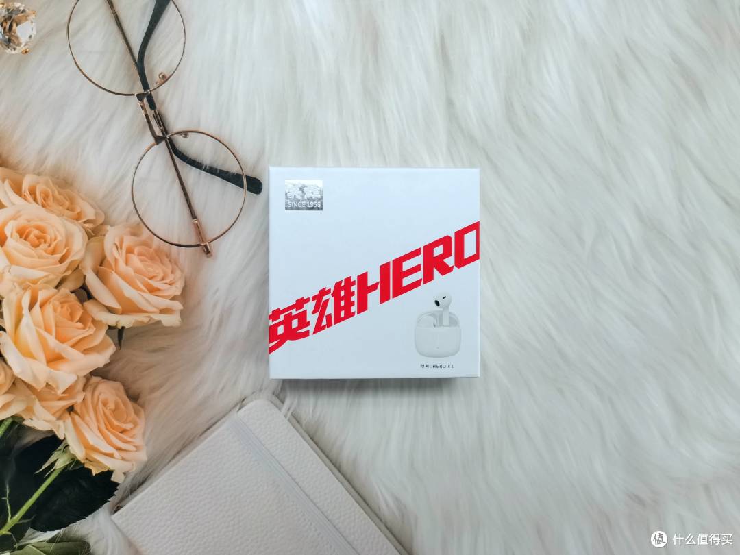搭载蓝牙5.3的英雄HERO E1蓝牙耳机评测,更舒适的短柄侧入耳佩戴方式